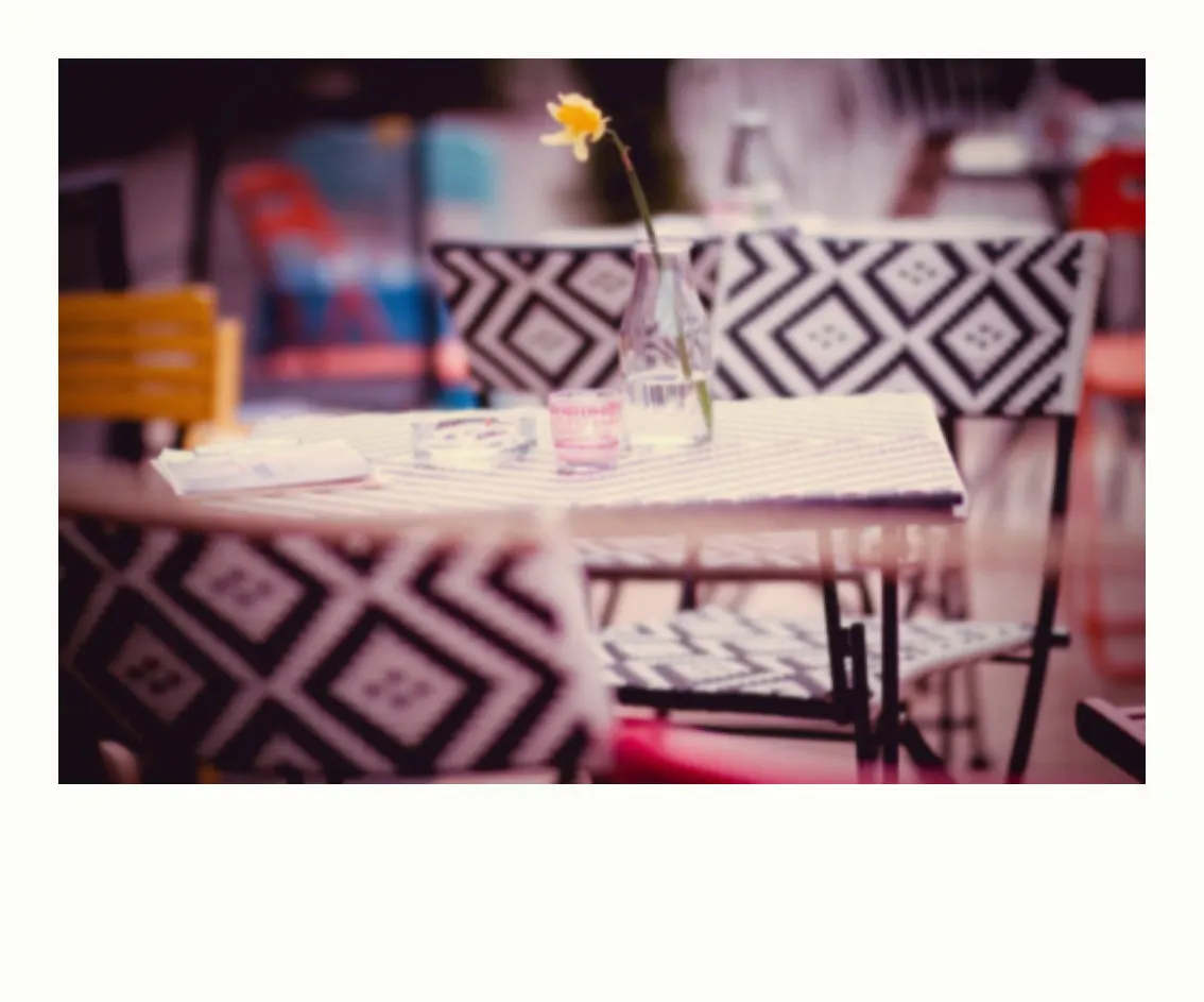 Polaroid 600 look rendered in GoldenHour